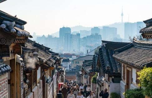 韩媒：“过度旅游”太吵，首尔网红打卡地将对游客实施“宵禁”
